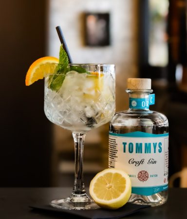 Gin Tonic mit Thommys Craft Gin